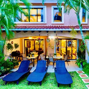  Villa Magnifica Villa Palmeras Luxurious 4 Bedroom 6 Bds 4 Ba Private Pool Lagoon Front Super Fast Wifi